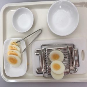 Peeling & Cutting Eggs