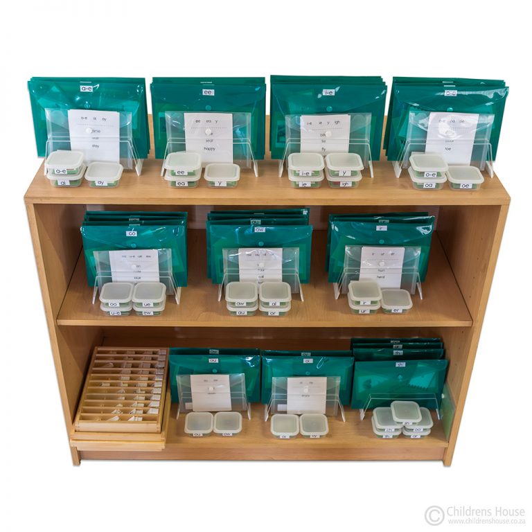 The Montessori Green Reading Series